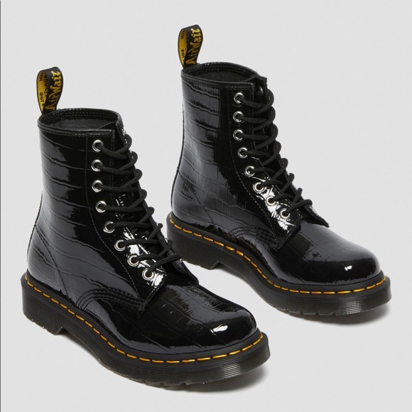 DR. MARTENS 1460 W Black Patent Lamper Croc Emboss Boots - Picture 3 of 16